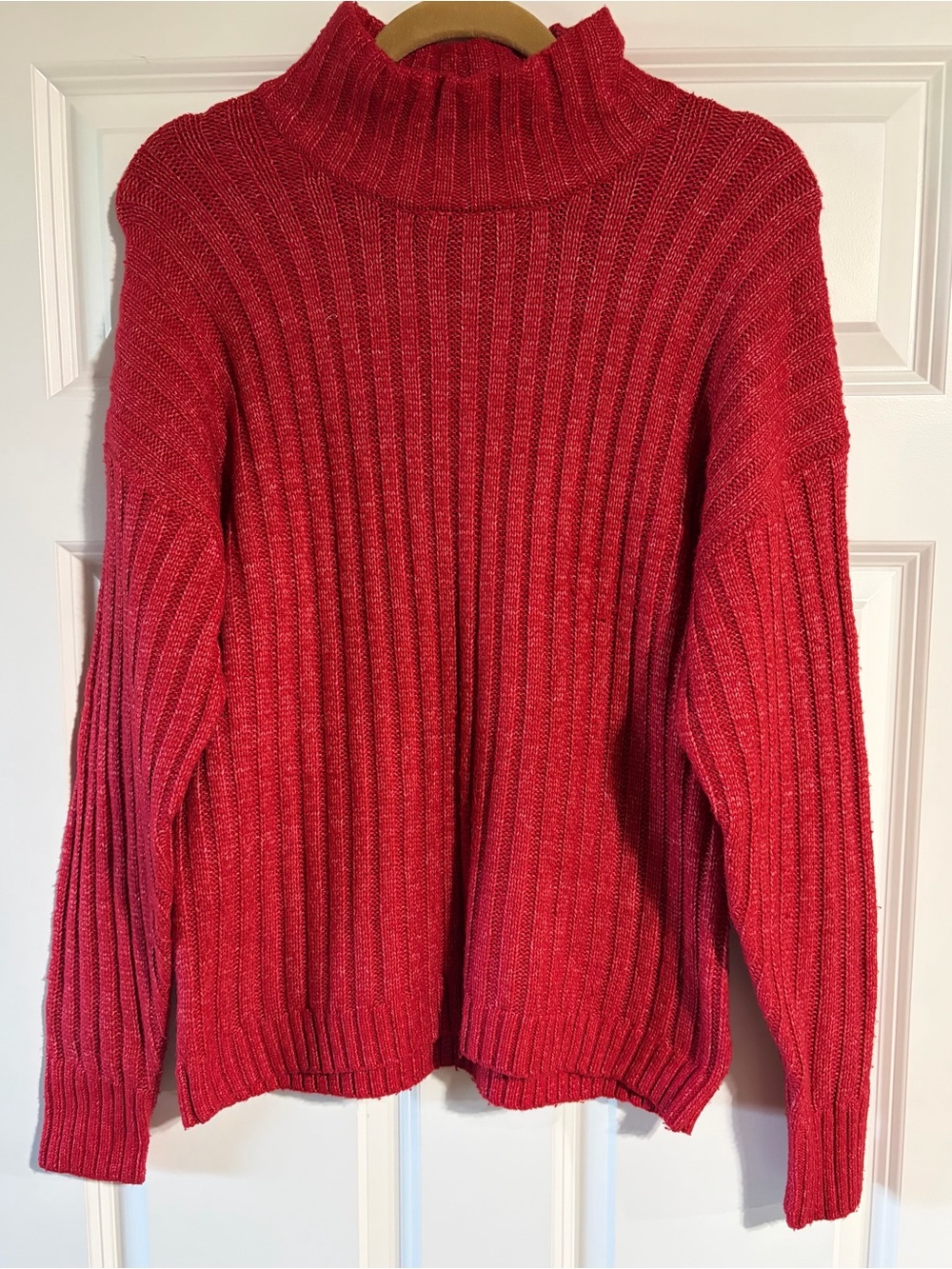 Time and Tru Women’s Mock Neck Sweater Red Wide Ribbed Knit Pullover Size S